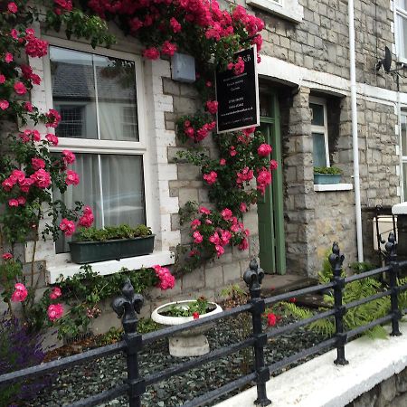 Mair'S Bridgend (Wales) Exterior foto