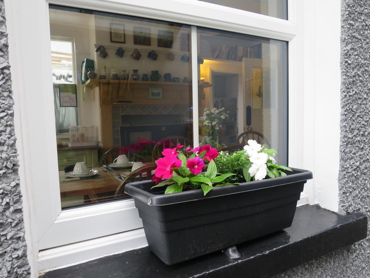 Mair'S Bridgend (Wales) Exterior foto